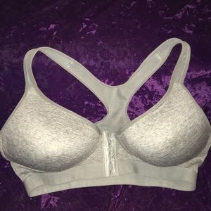 Front closure mesh racerback bra